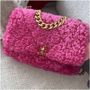 CHANEL C19 Medium Pink Shearling Bag